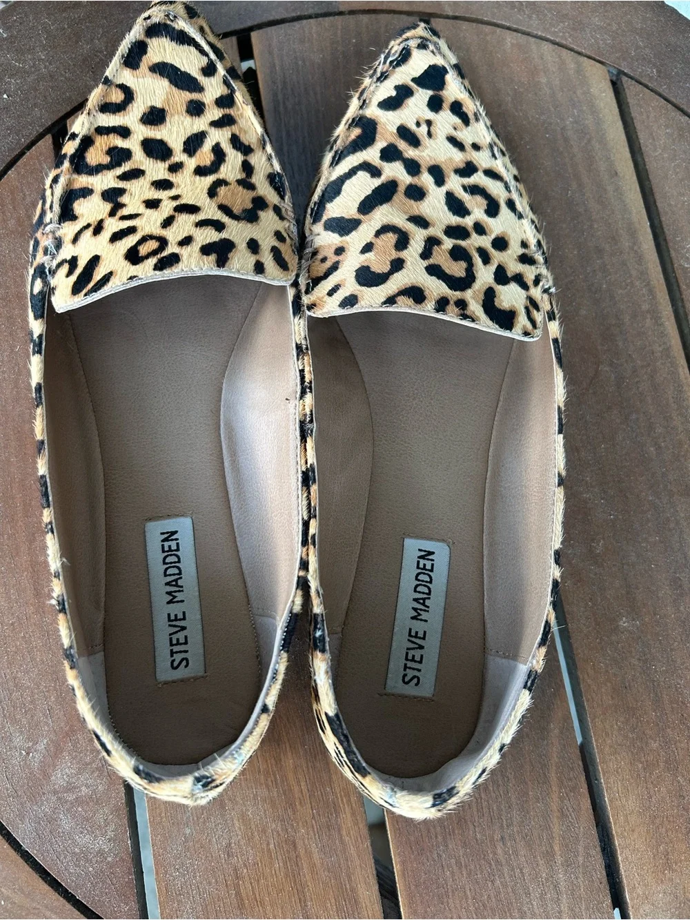 STEVE MADDEN Feather Leopard Calf Hair Pointed Toe Flats Loafers Size 8.5